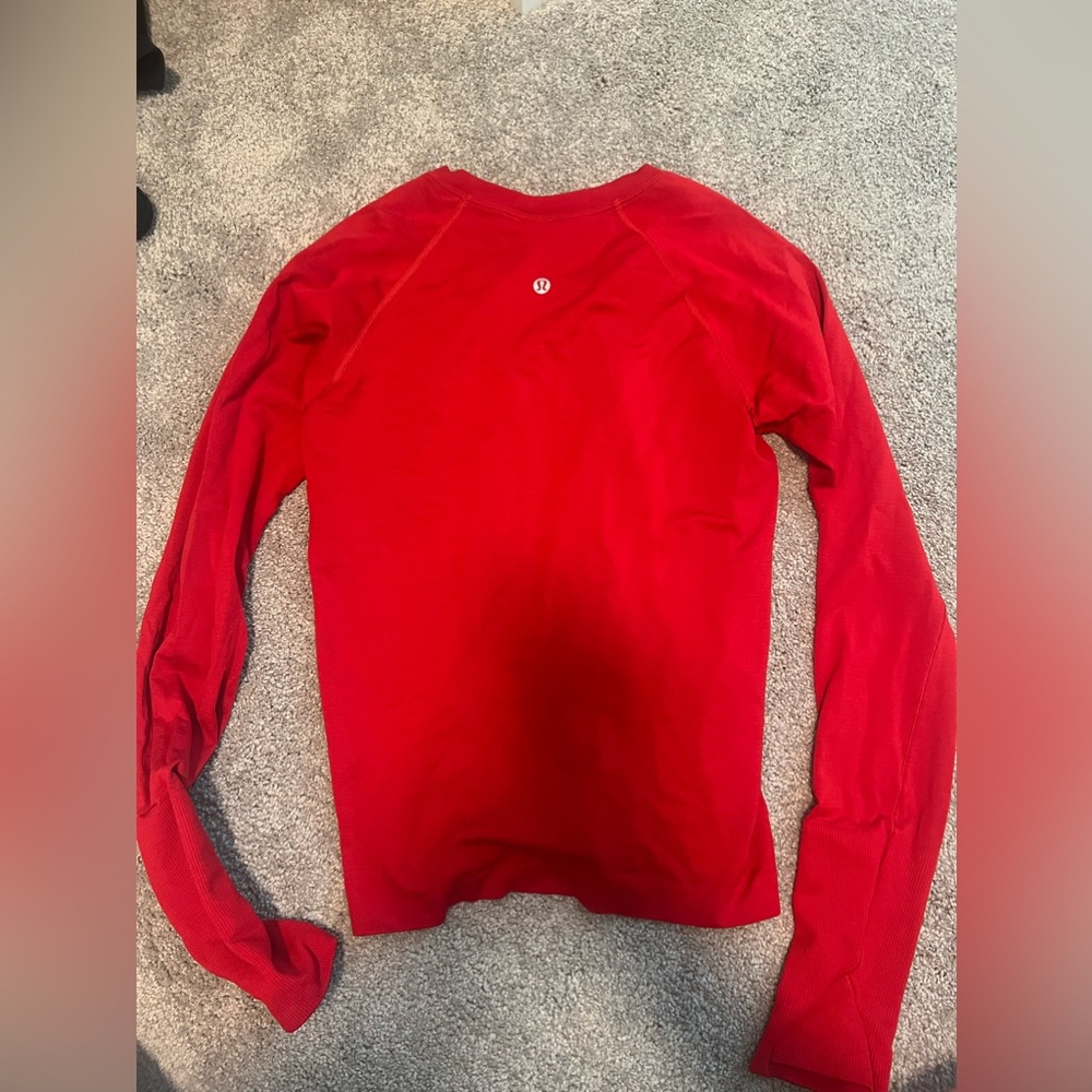 Red long sleeve lulu lemon top